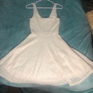 Women’s S/M Cream Lace Skater Dress